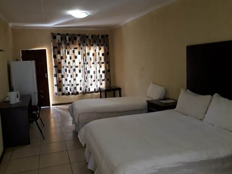 Posada Naledzi Lodge