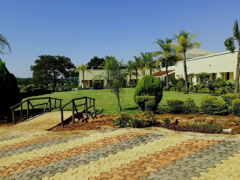 Posada Naledzi Lodge