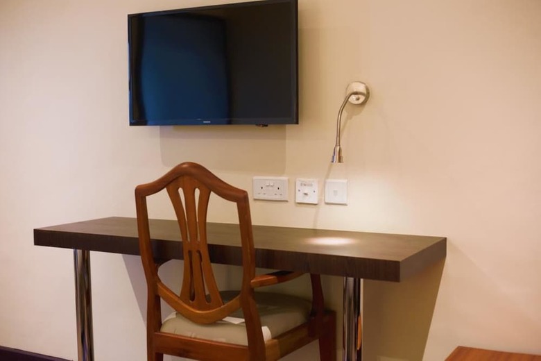 Hotel Stoni Athi Resort
