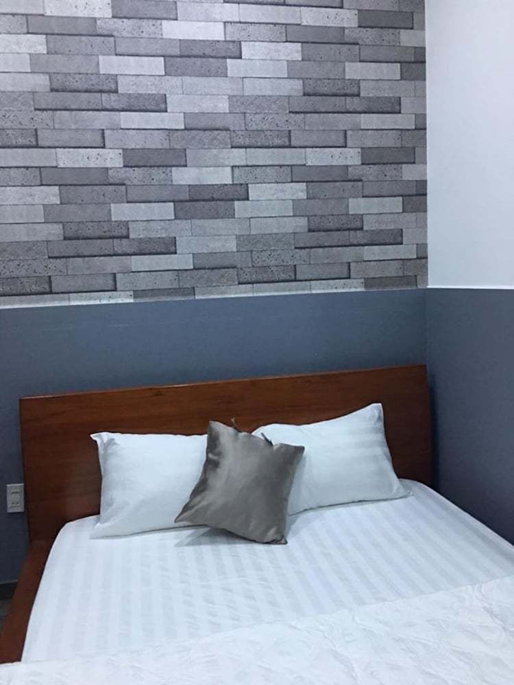 Nguyen Phuc Hotel
