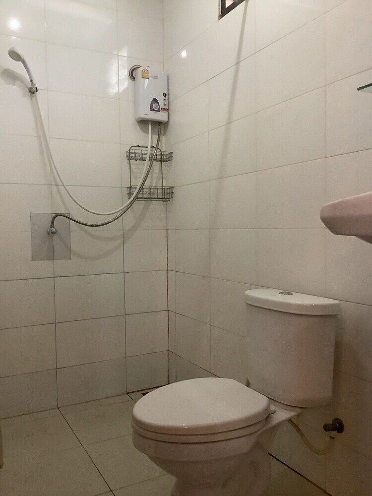 Hotel Oyo 888 Apinya's Place Karon