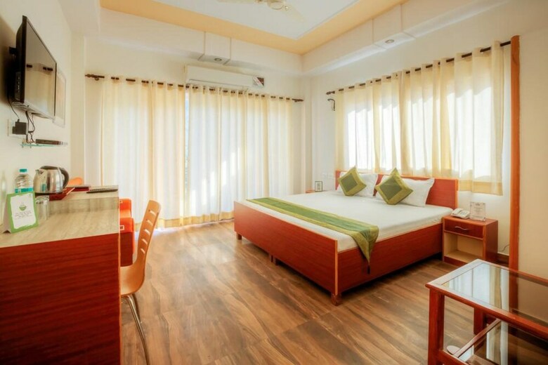 The Lily Hotel