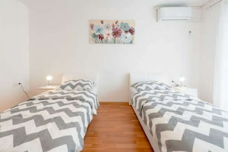 Holiday Home More