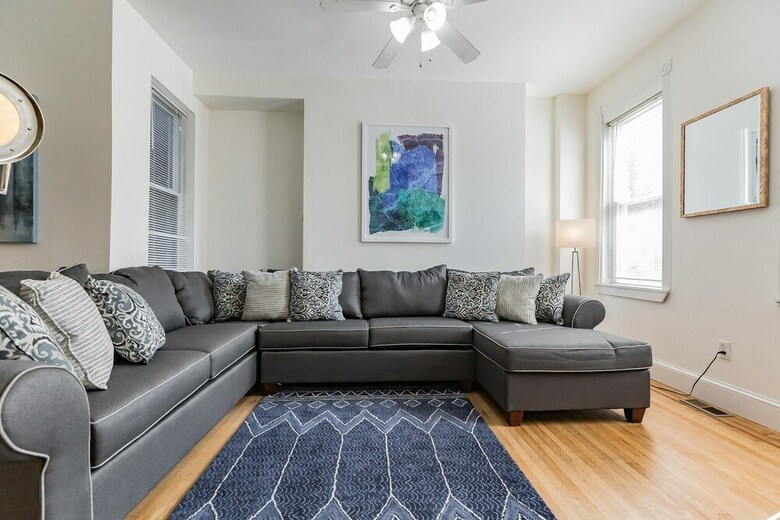 Apartamento 1215 E Columbia