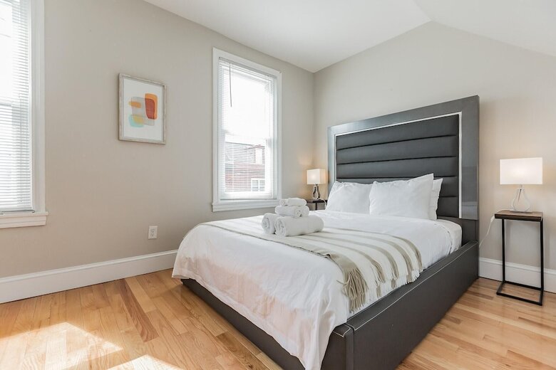 Apartamento 1215 E Columbia