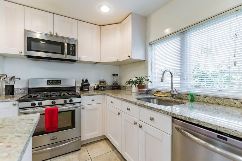 Apartamento 1215 E Columbia