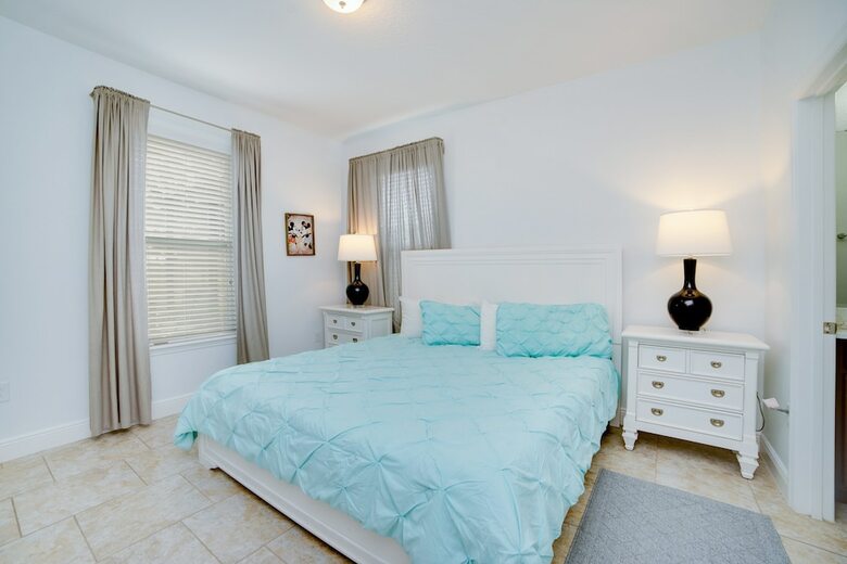 5 Bedroom 5 Bathroom Solterra Resort Luxury Villa