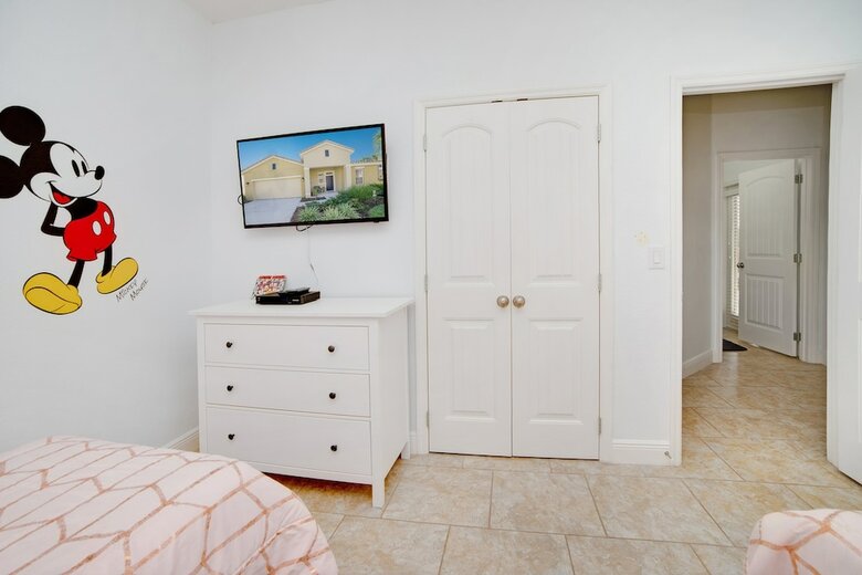 5 Bedroom 5 Bathroom Solterra Resort Luxury Villa