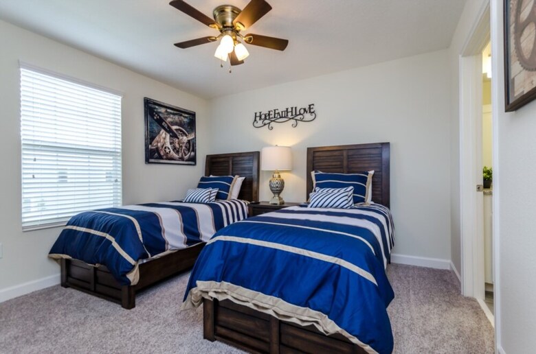 6 Bedroom 5 Bathroom