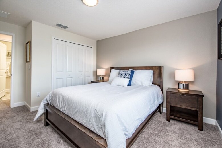 Villa 9043dd00