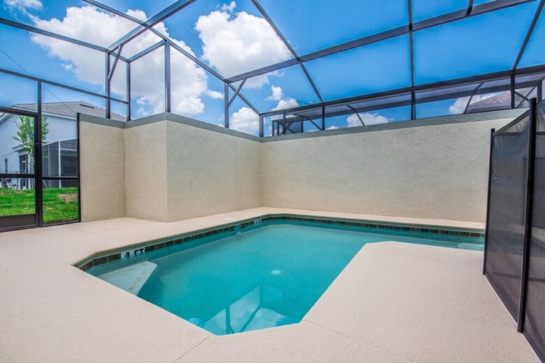 Villa 9043dd00
