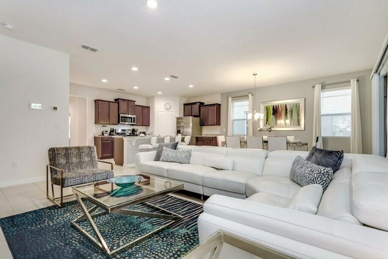 7028oakwood