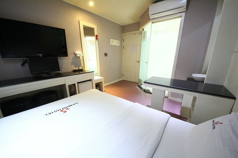 Samho Park Hotel