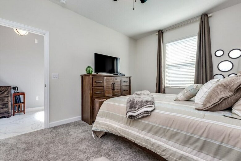 8805cruden