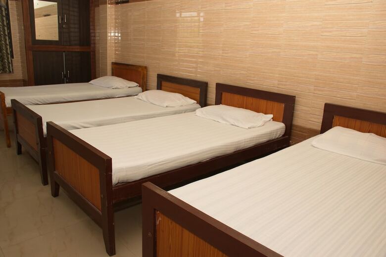 Hotel Ulo Raj Residency