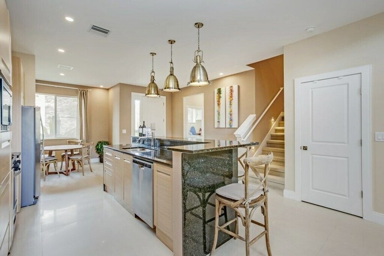 7577brooklin