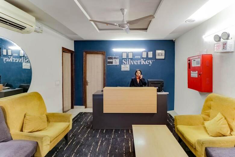 Adb Rooms Hotel Nazeer