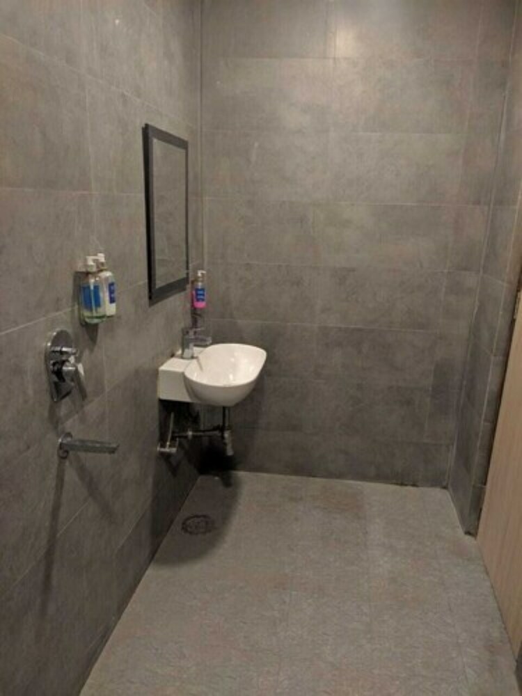 Adb Rooms Hotel Nazeer