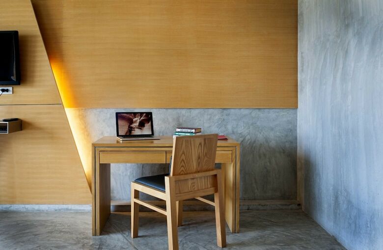 The Now Hotel