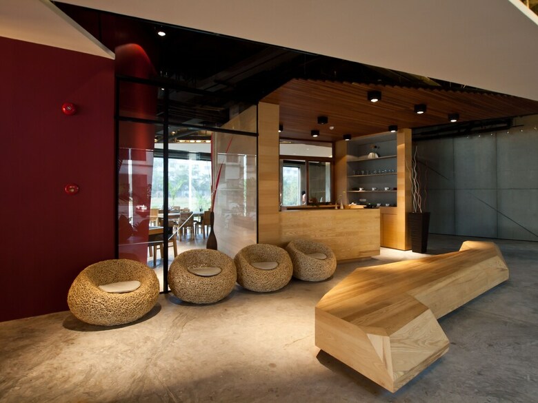 The Now Hotel