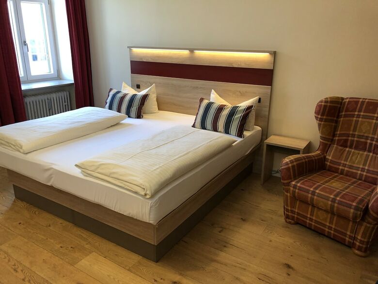 Hotel Gasthof Fl�tzinger Br�u