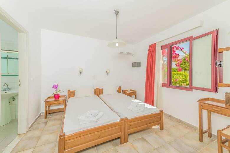 Aparthotel Eva Suites Hotel
