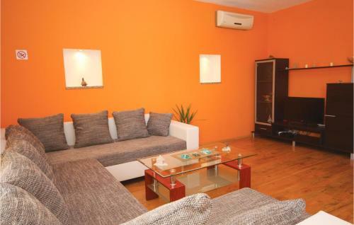 Holiday Home Pula Surida