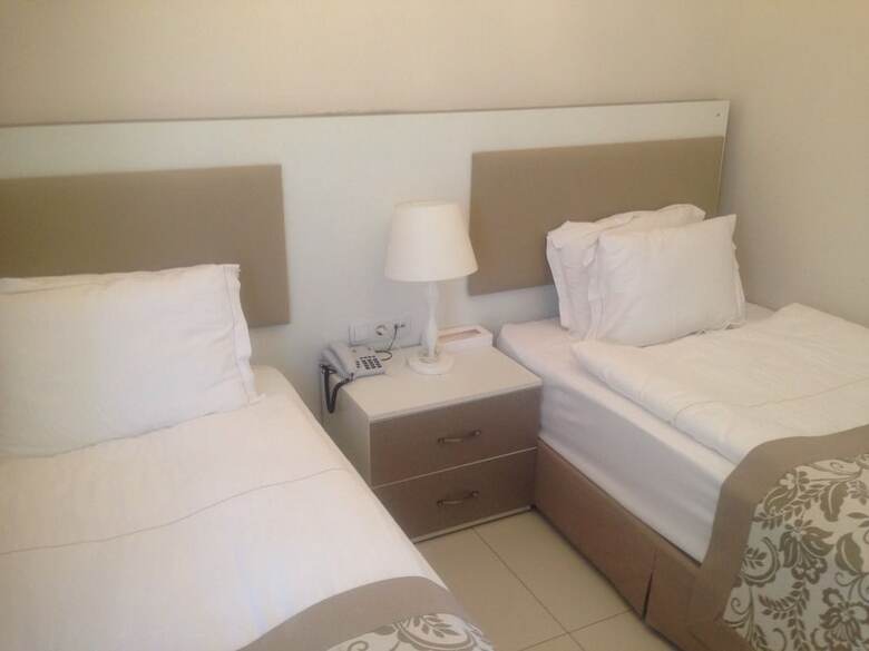 Hotel Grand Yaz?c? Torba Beach Club