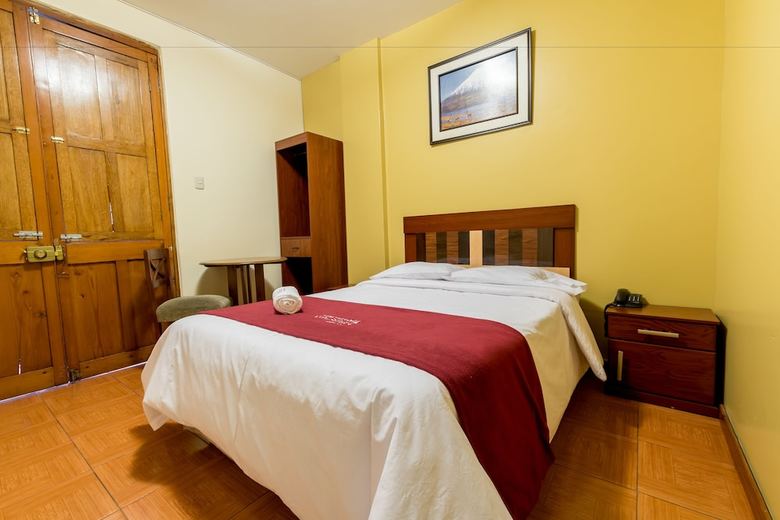 Hotel Hostal Villa Sillar