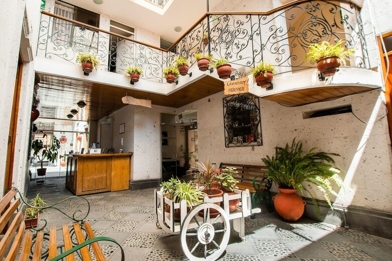 Hotel Hostal Villa Sillar