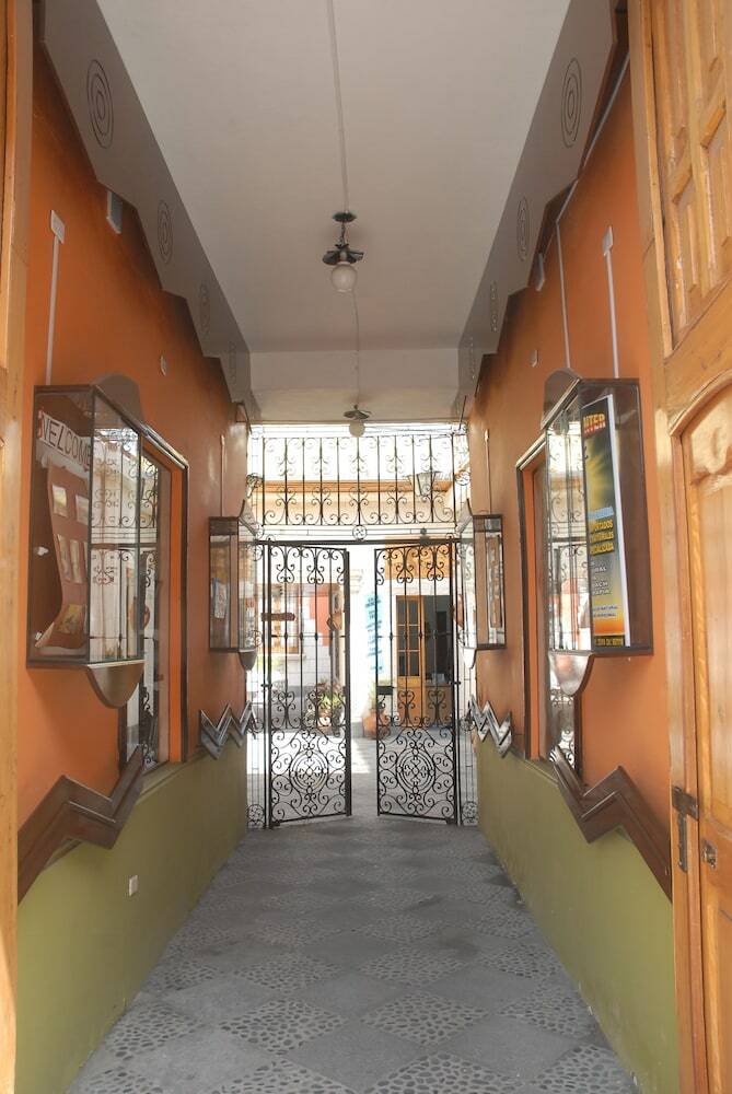 Hotel Hostal Villa Sillar