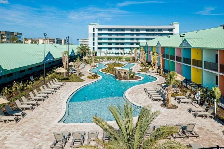 Beachside Hotel & Suites