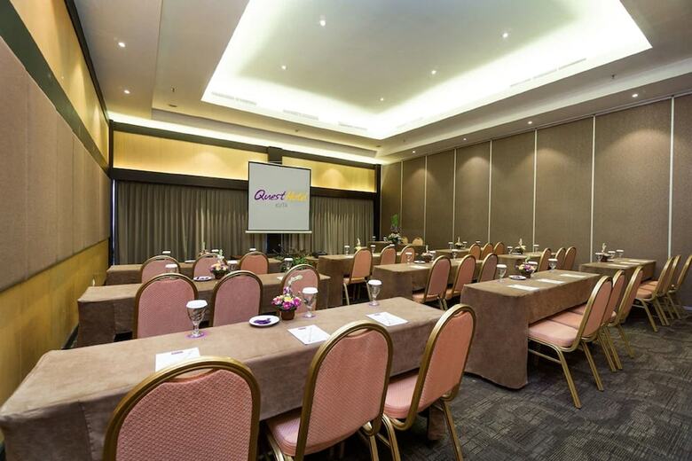 Quest Hotel Kuta By Aston