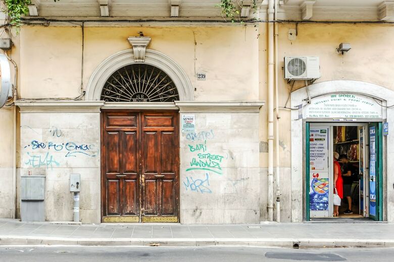 Bari Centrale Railway Station Apartment