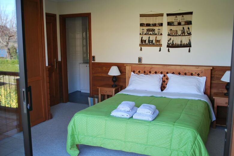 Frontera Pucon Hostel B&B