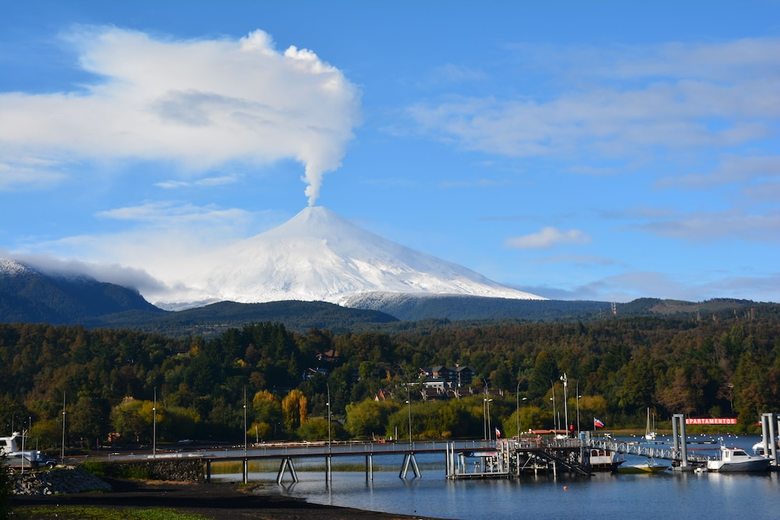 Frontera Pucon Hostel B&B