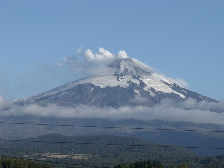 Frontera Pucon Hostel B&B
