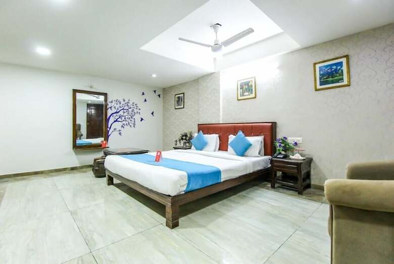 Hotel Seven