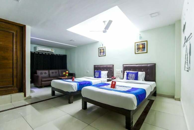 Hotel Seven