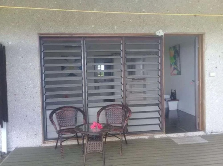 Hostal Funky Fish Beach & Surf Resort - Hostel