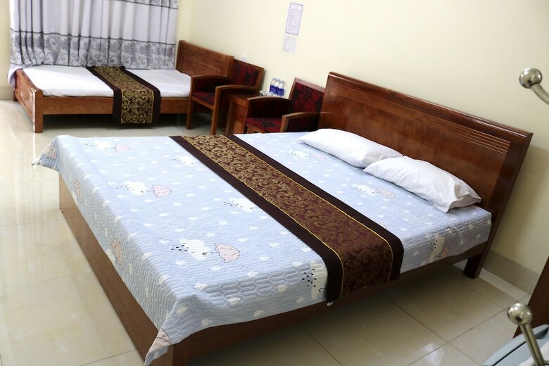 Hotel 99