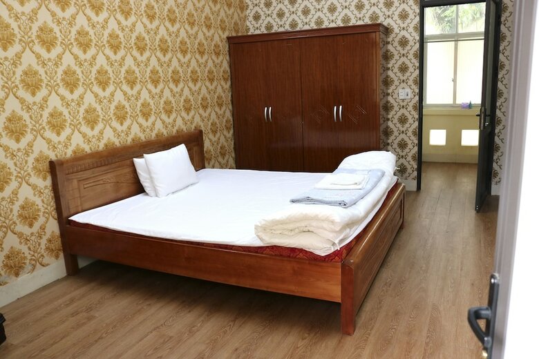 Hotel 99