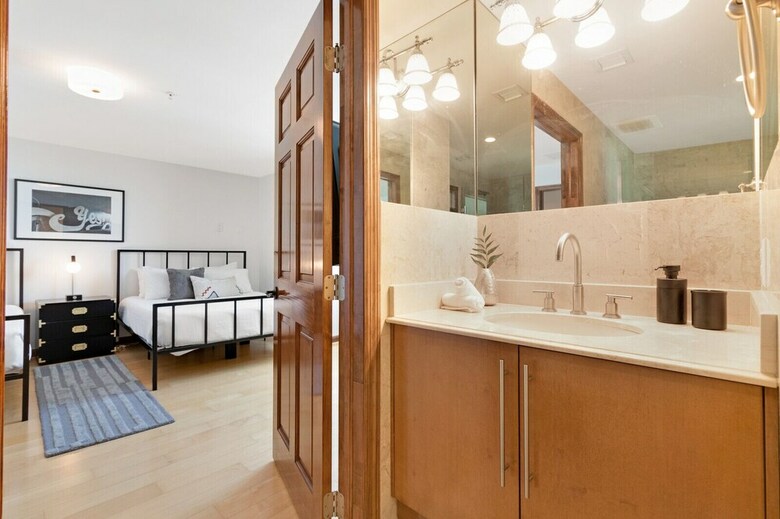 Waterfront Condos By Sextant