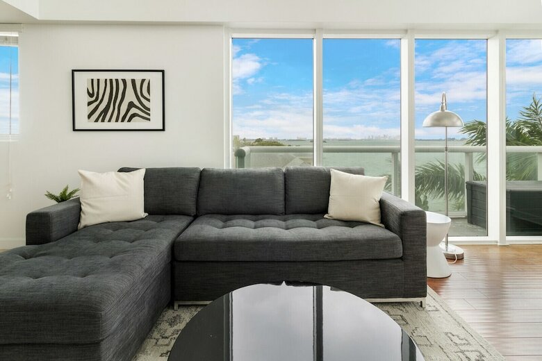 Waterfront Condos By Sextant