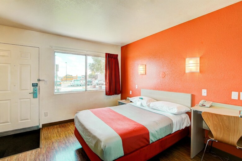 Motel 6 Denver, Co - Airport