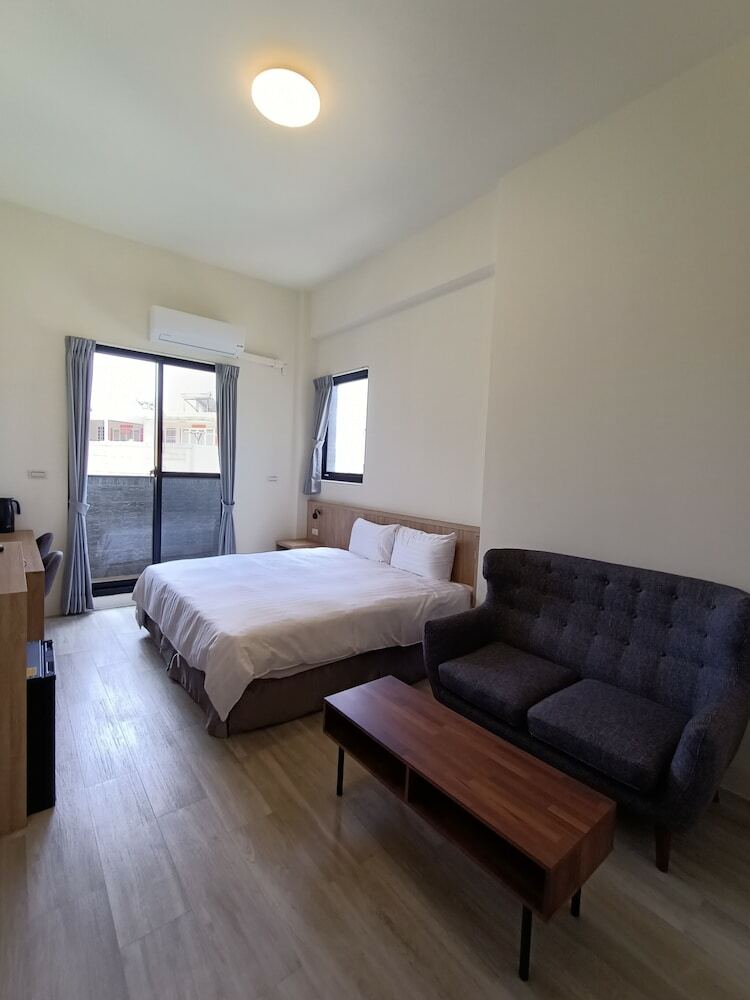 Hotel Meet Secret