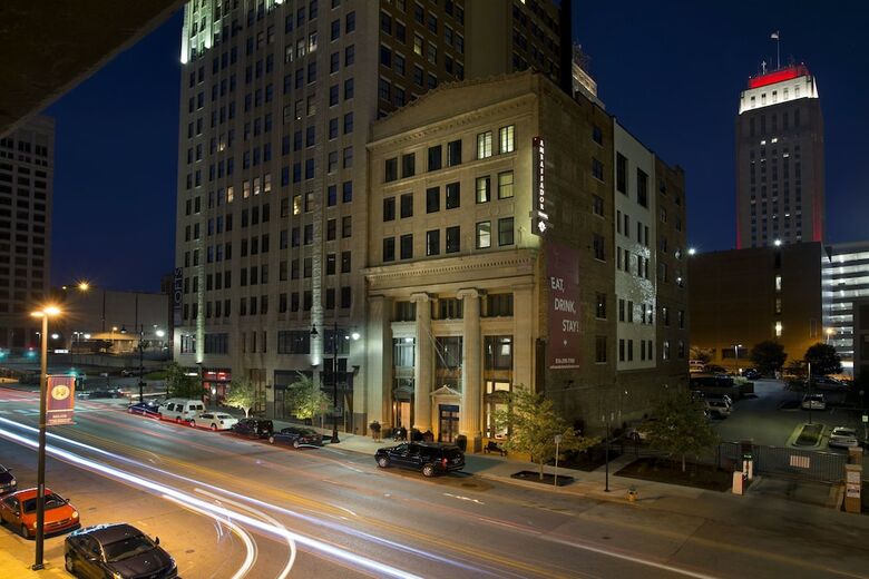 Ambassador Hotel Kansas City, Autograph Collection