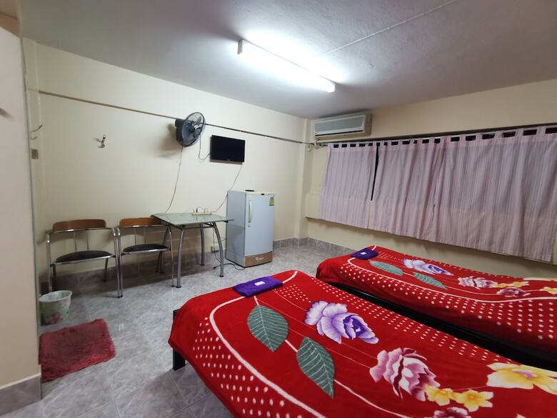 Hotel Flight Hut