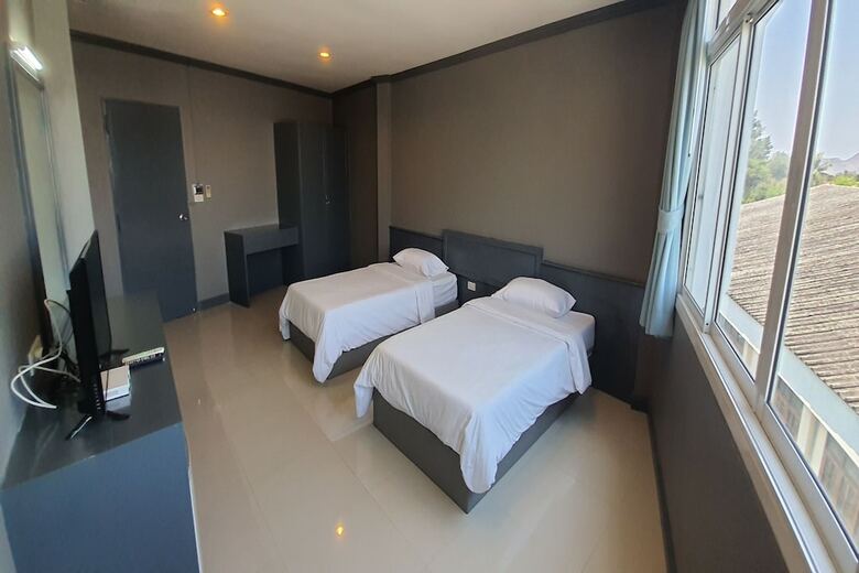 Hotel Capital O912 Pr Beachfront Pranburi