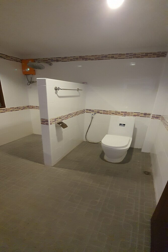 Hotel Capital O912 Pr Beachfront Pranburi